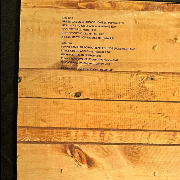 2/25$ Country side of Tom Jones vinyl record - Picture 2 of 3